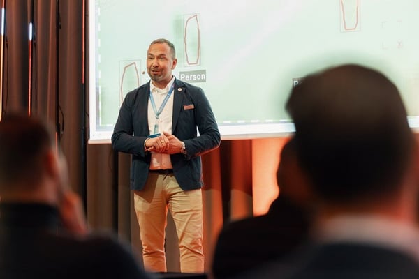 Jarkko Tyrväinen Bosch Securityltä puhuu analytiikan hyödyntämisestä kameravalvonnassa