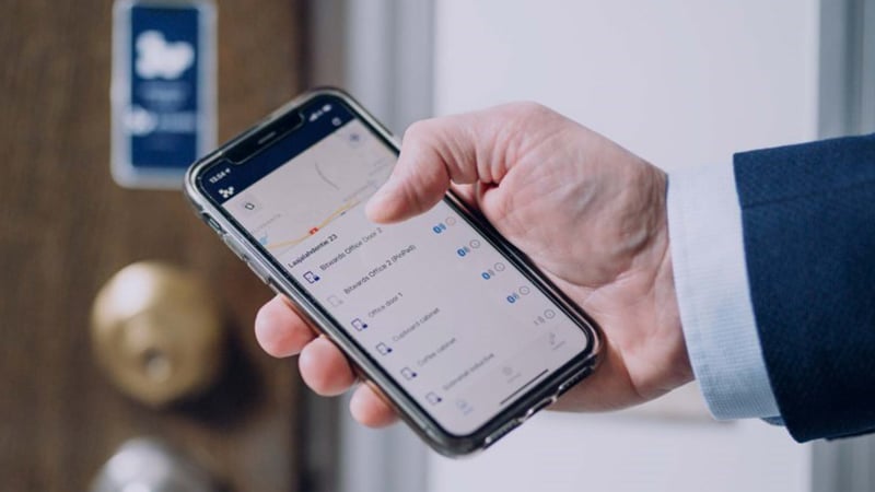 Bitwards-mobiilikulkemisen sovellus reaaliaikaisiin kulkuoikeuksiin Kuva Bitwards